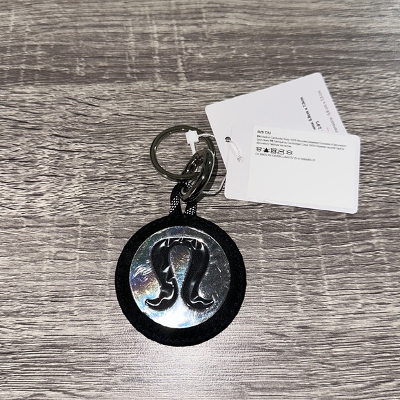 Lululemon Keychain - Picture 1 of 5